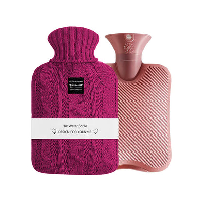 Bouillotte grande capacité avec housse en tricot pour crampes menstruelles et maux de dos, 2 L